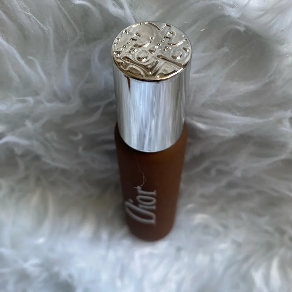 Dior Backstage Face & Body Foundation, 8N, 11ml/ 0.37 FL. OZ., New without box‎